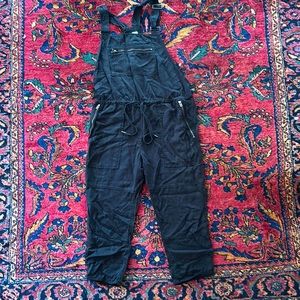 Wilfred “free” Black overalls - Small